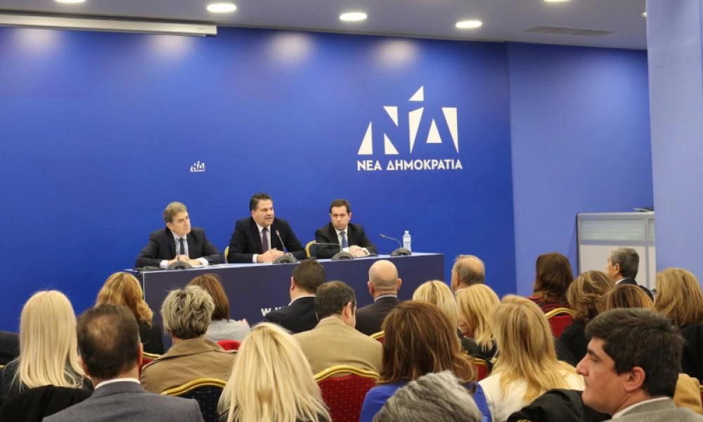 Μεταναστευτικό: 400 νέοι συνοριοφύλακες στον Έβρο, 800 στα νησιά, 500 δικηγόροι στις υπηρεσίες ασύλου